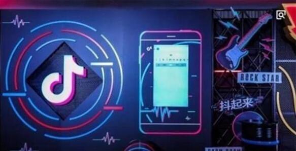 抖音怎么拍才会上热门(2020抖音怎么拍能火)